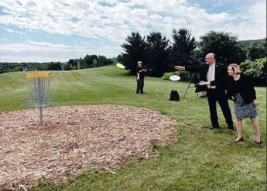 Small town in NY finishes 18 hole disc golf course